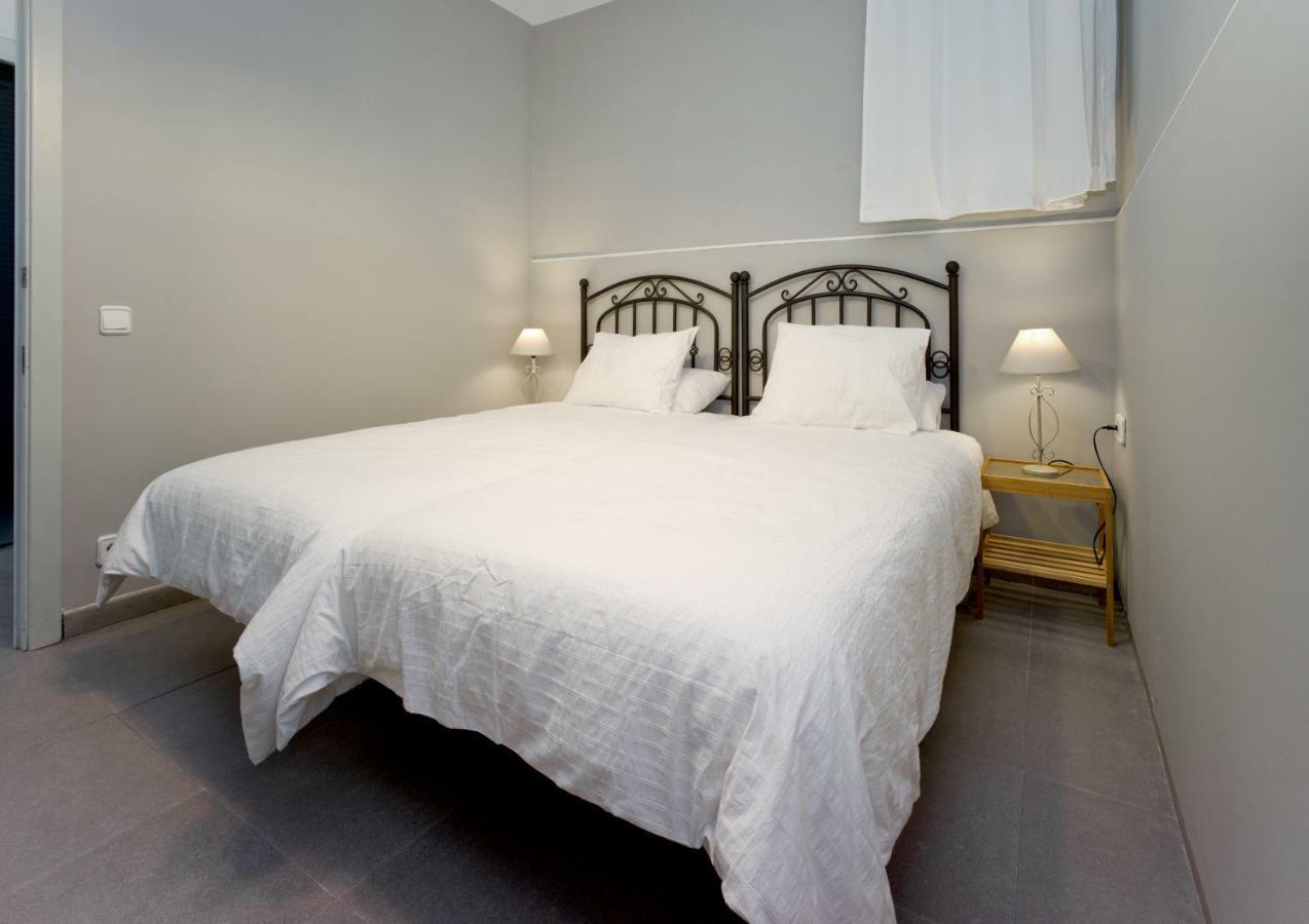 Apartamento Con Terraza, Balcon De Barcelona エスプルグエス・デ・ジョブレガット エクステリア 写真