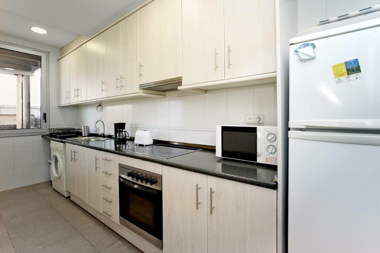 Apartamento Con Terraza, Balcon De Barcelona エスプルグエス・デ・ジョブレガット エクステリア 写真
