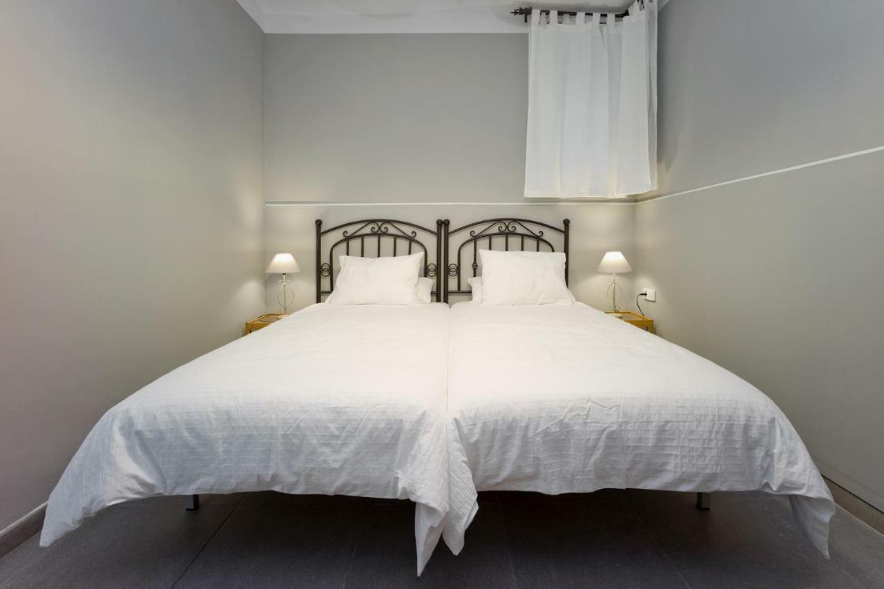 Apartamento Con Terraza, Balcon De Barcelona エスプルグエス・デ・ジョブレガット エクステリア 写真