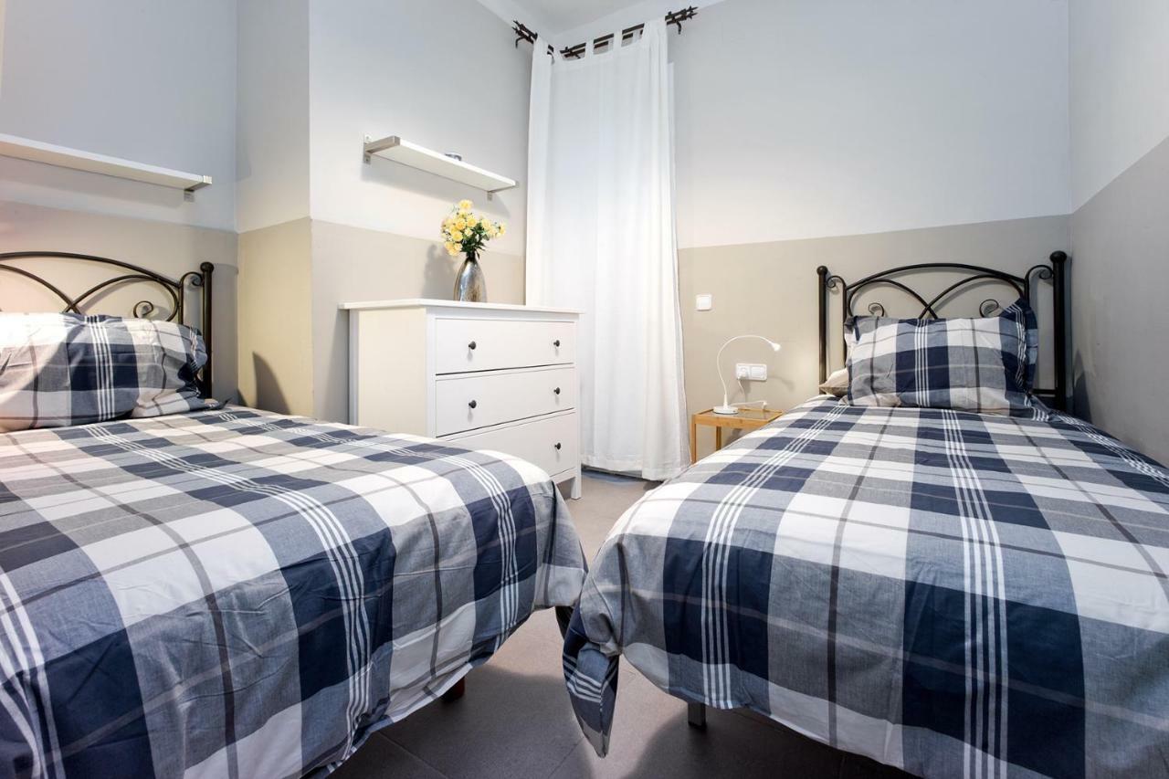Apartamento Con Terraza, Balcon De Barcelona エスプルグエス・デ・ジョブレガット エクステリア 写真
